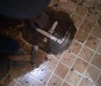 江都卫生间漏水维修公司为您分享下卫生间渗水如何处理及注意事项